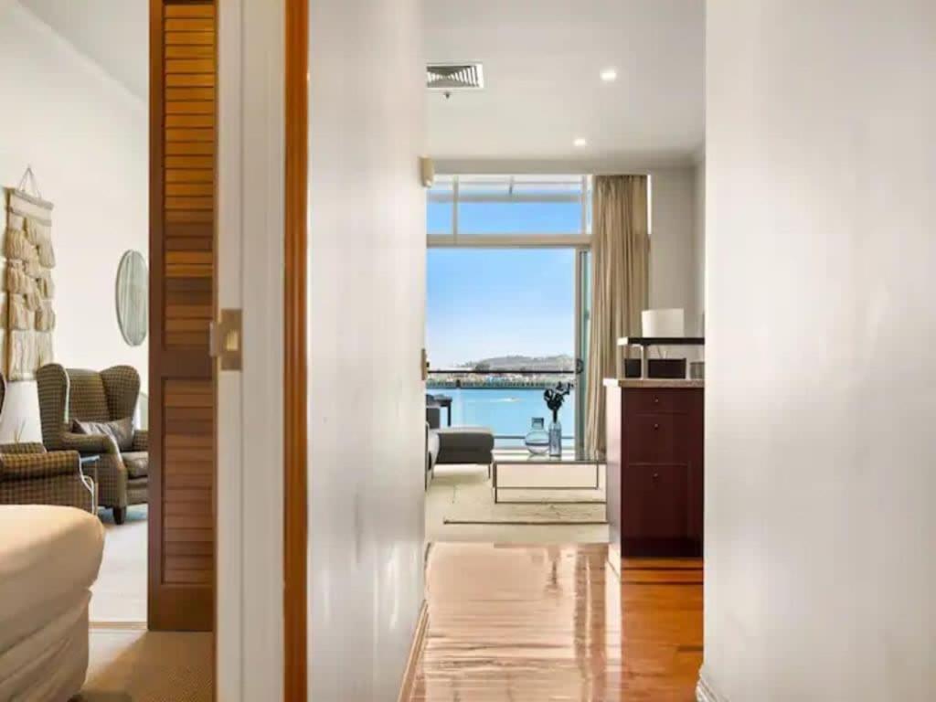 Relaxing Sea Wharf View Apartment Окленд Экстерьер фото