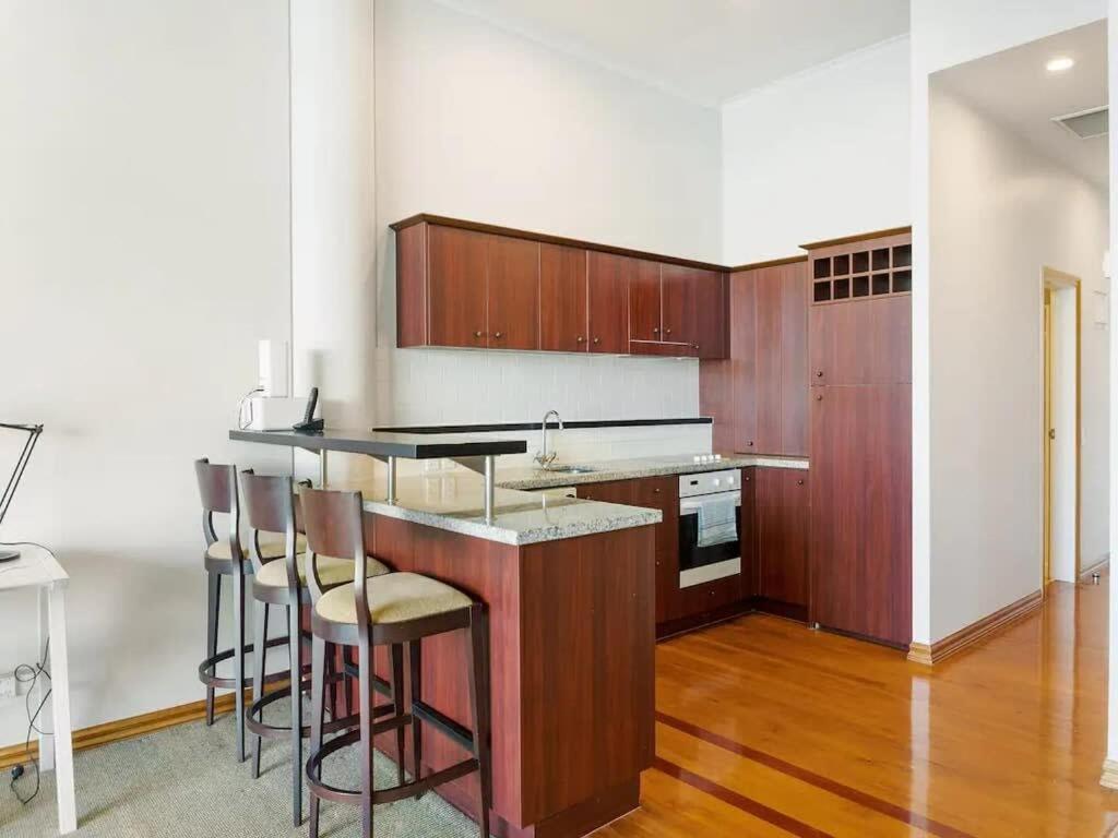 Relaxing Sea Wharf View Apartment Окленд Экстерьер фото
